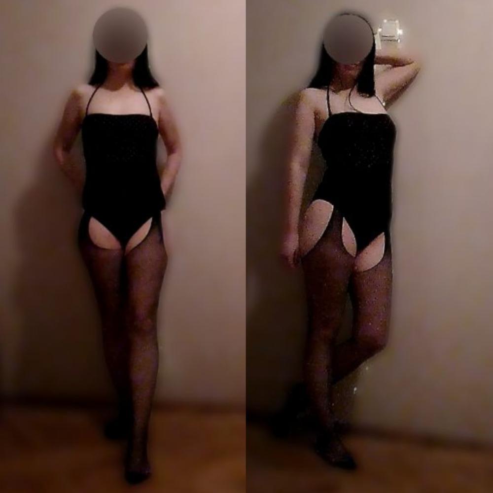 Жатақханадағы душтағы ваннадағы жасырын камераны мастурбациялау онлайн видео