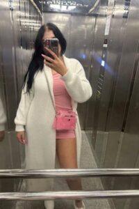 Еротичний масаж від красуні